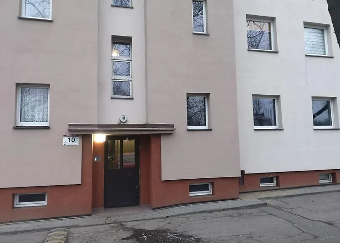 Apertament Kosmos דירה זברזה